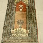 839 3288 ORIENTAL RUG